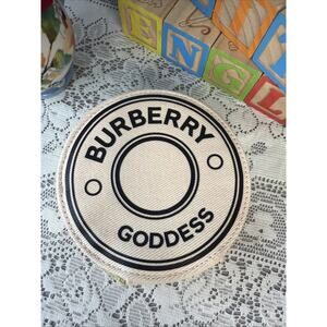 Burberry Godess Travel Jewelry case